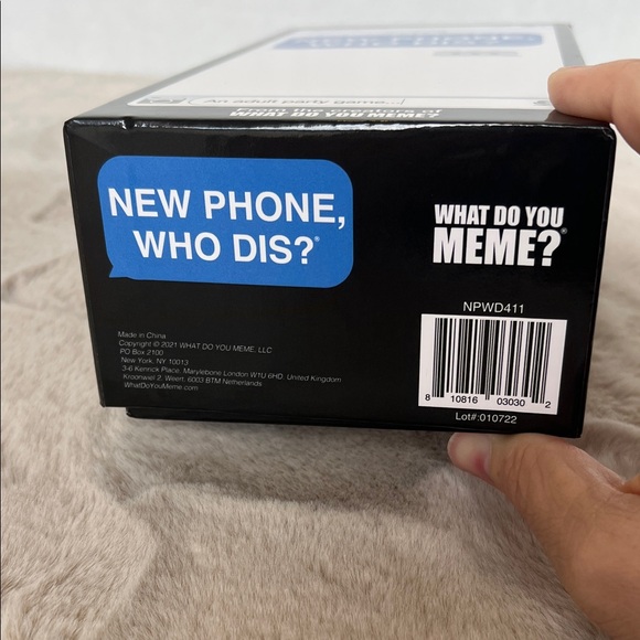 Adult Party Game - New Phone, Who Dis? - Picture 2 of 3